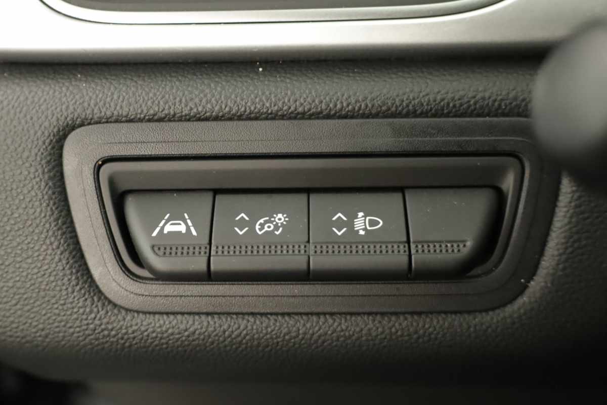 renault-captur-2024-gpl-999cc