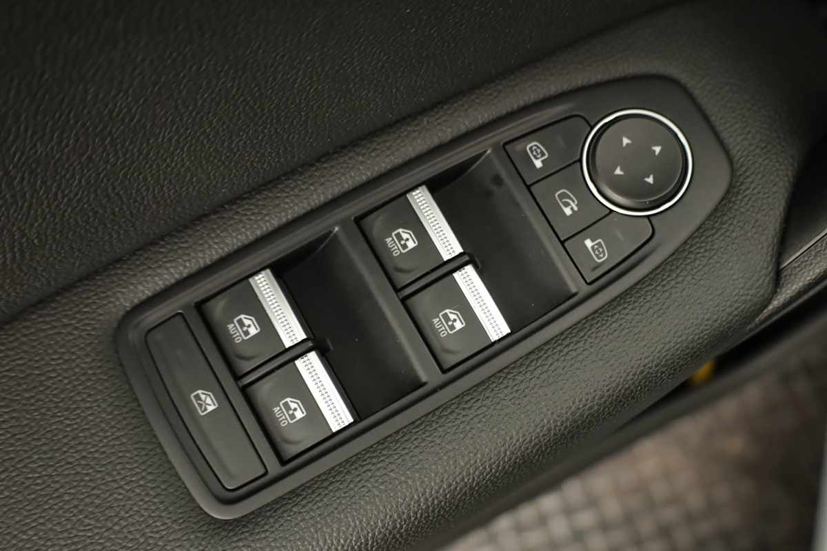 renault-captur-2024-gpl-999cc