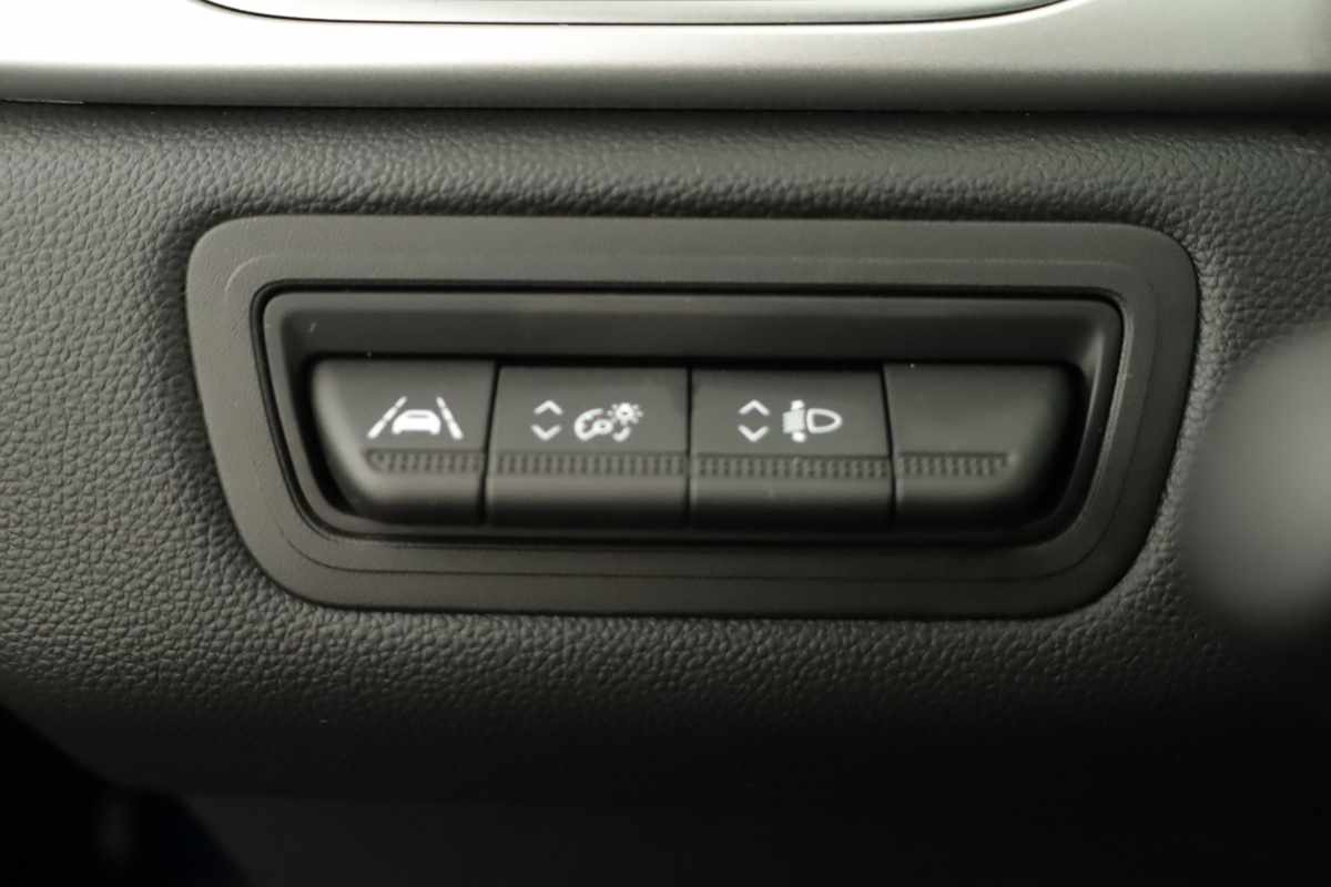 renault-captur-2023-gpl-999cc