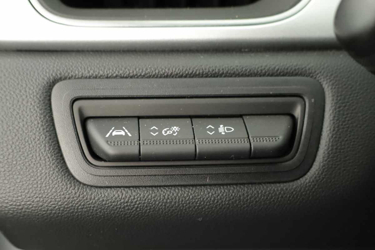 renault-captur-2024-gpl-999cc