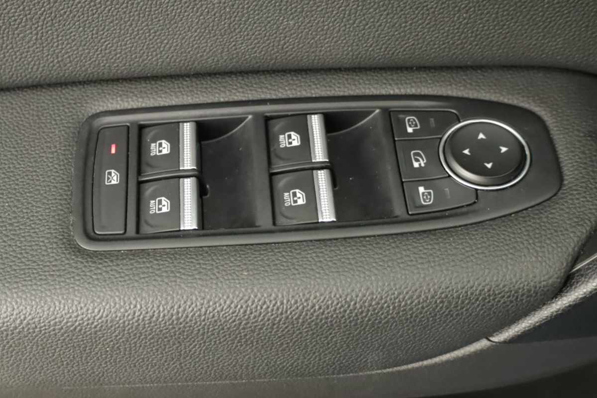 renault-captur-2024-gpl-999cc