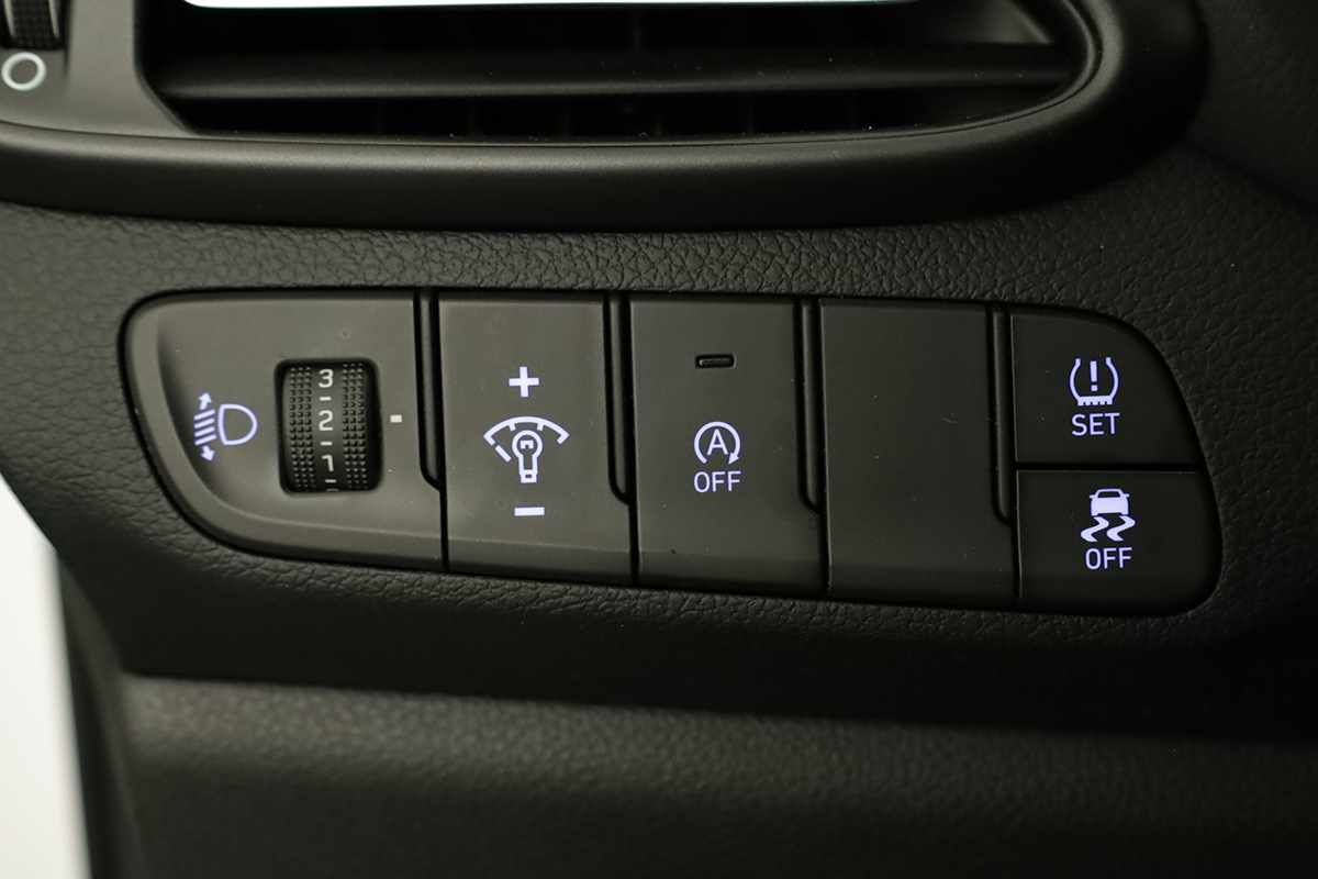 hyundai-i30-2024-gasolina-998cc