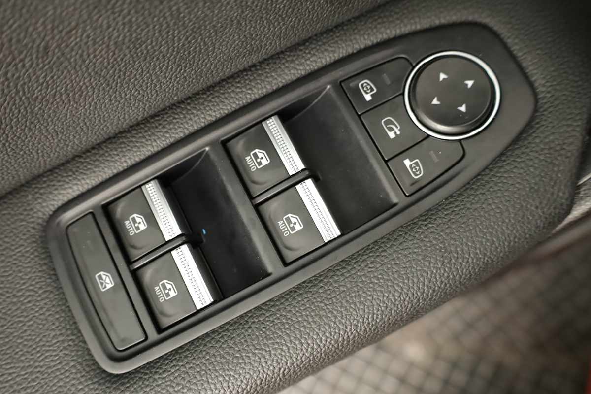 renault-captur-2023-gasolina-999cc