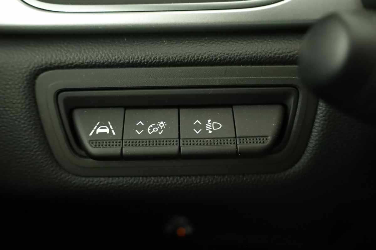 renault-captur-2023-gpl-999cc