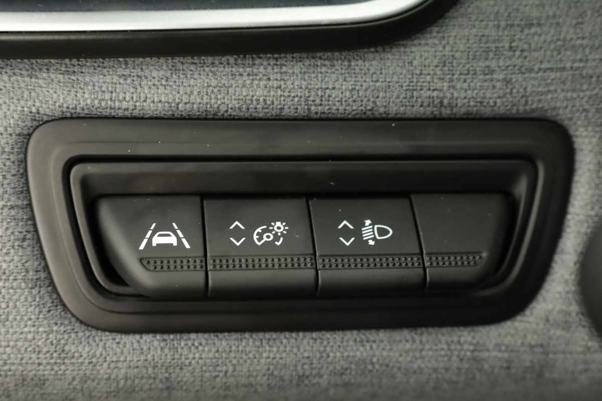 renault-clio-2024-gpl-999cc