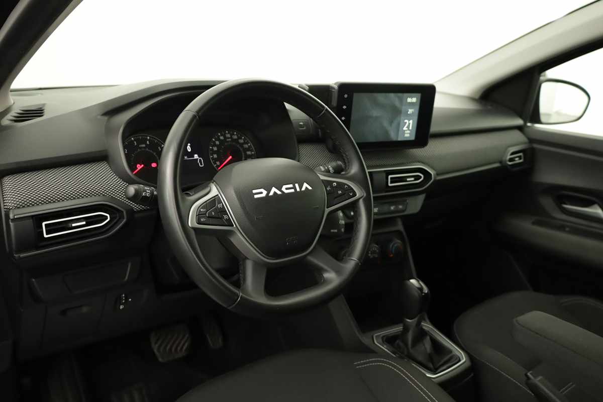 dacia-sandero-2024-gasolina-999cc