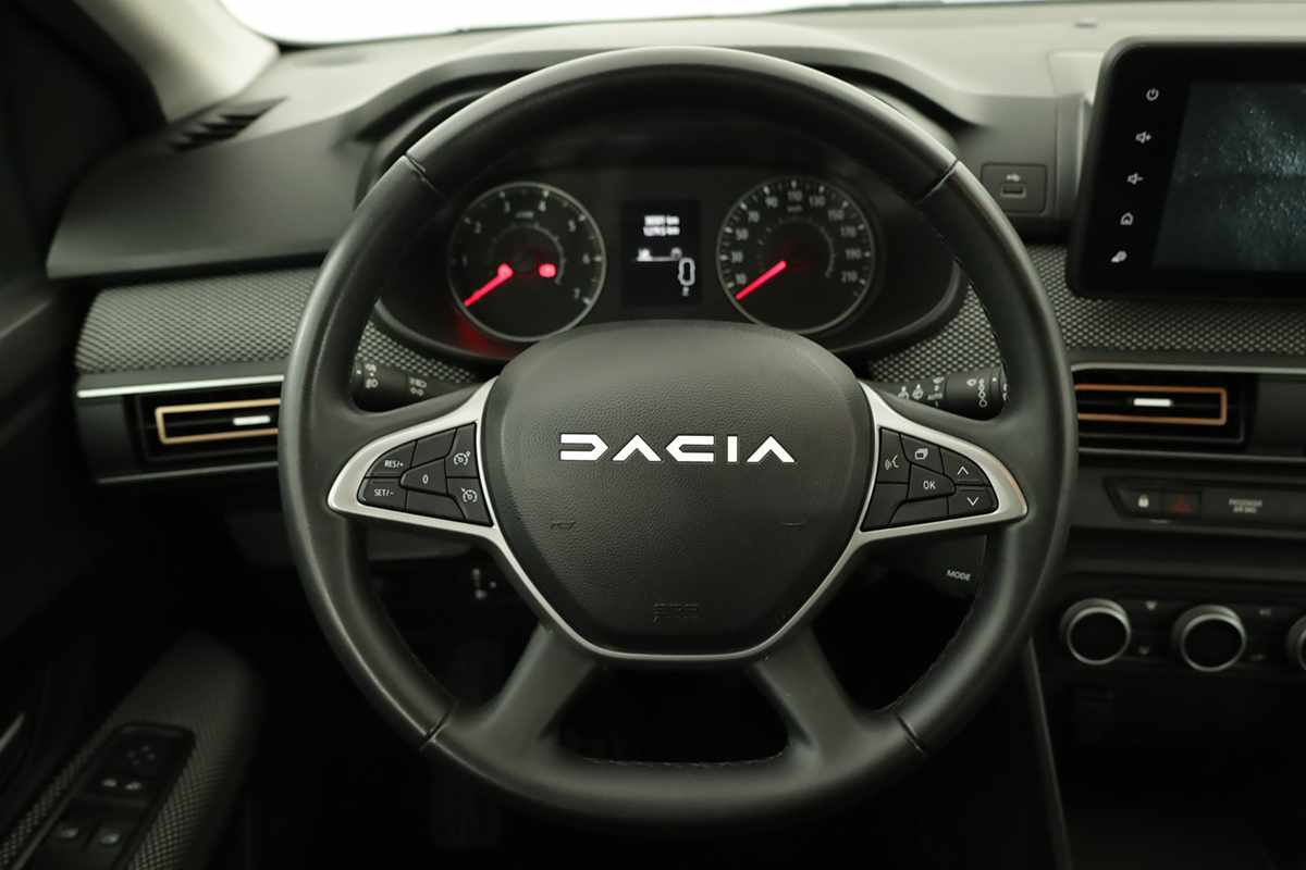 dacia-sandero-2024-gasolina-999cc