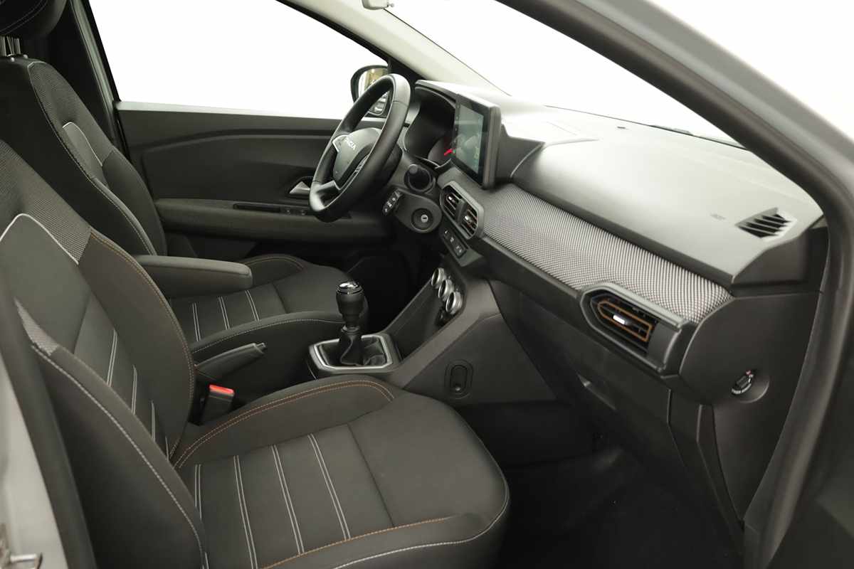 dacia-sandero-2024-gasolina-999cc