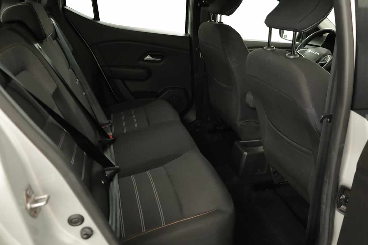 dacia-sandero-2024-gasolina-999cc