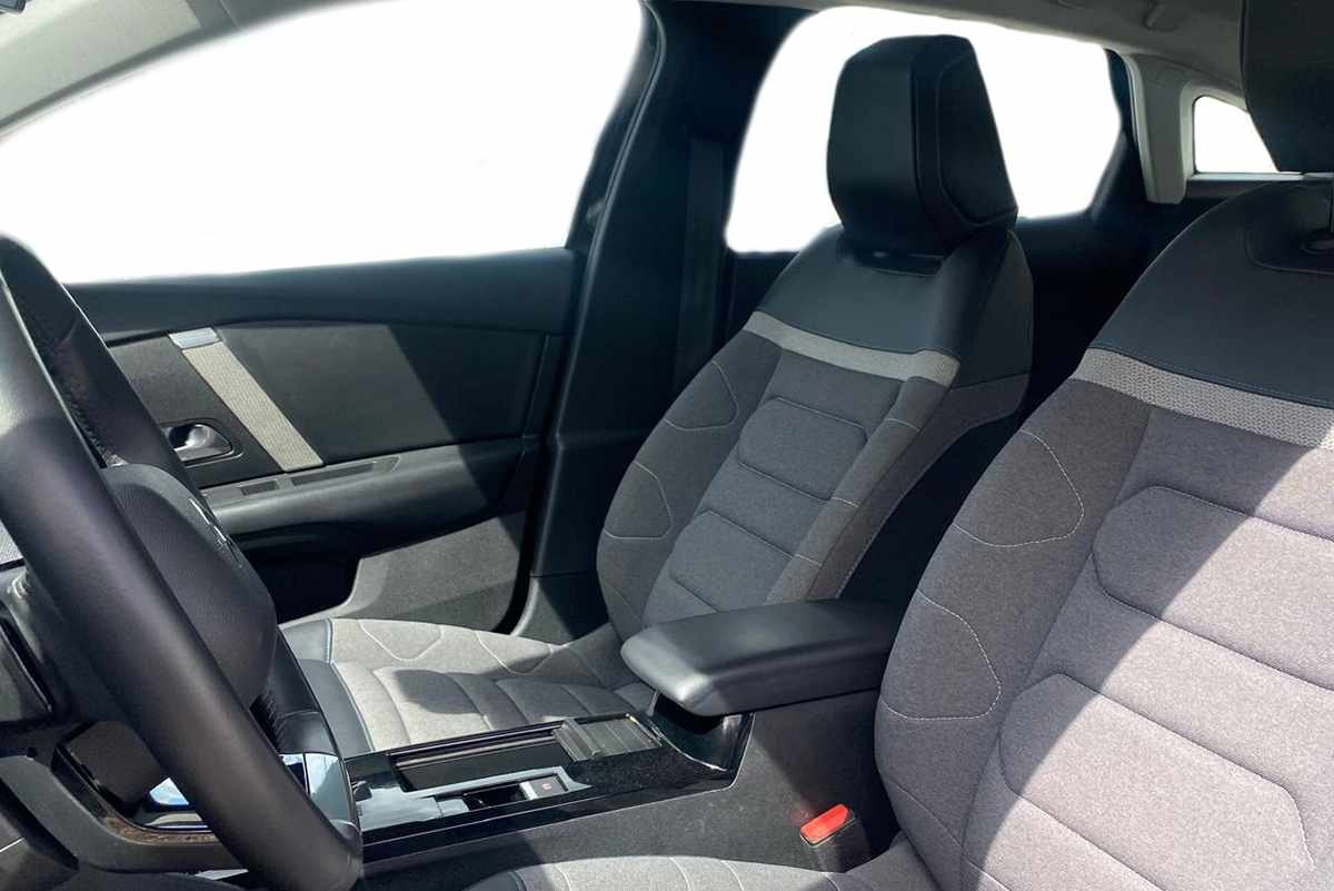 citroen-c4-2024-gasolina-1199cc