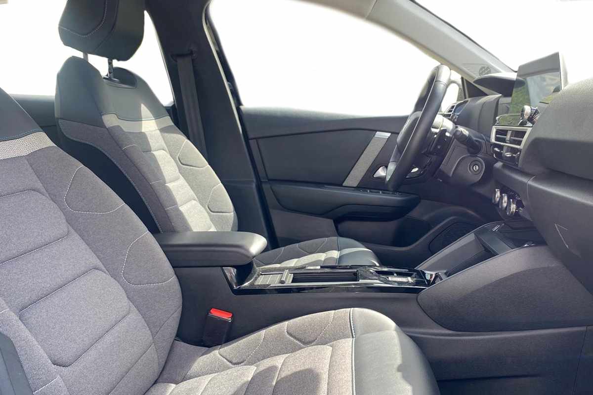 citroen-c4-2024-gasolina-1199cc