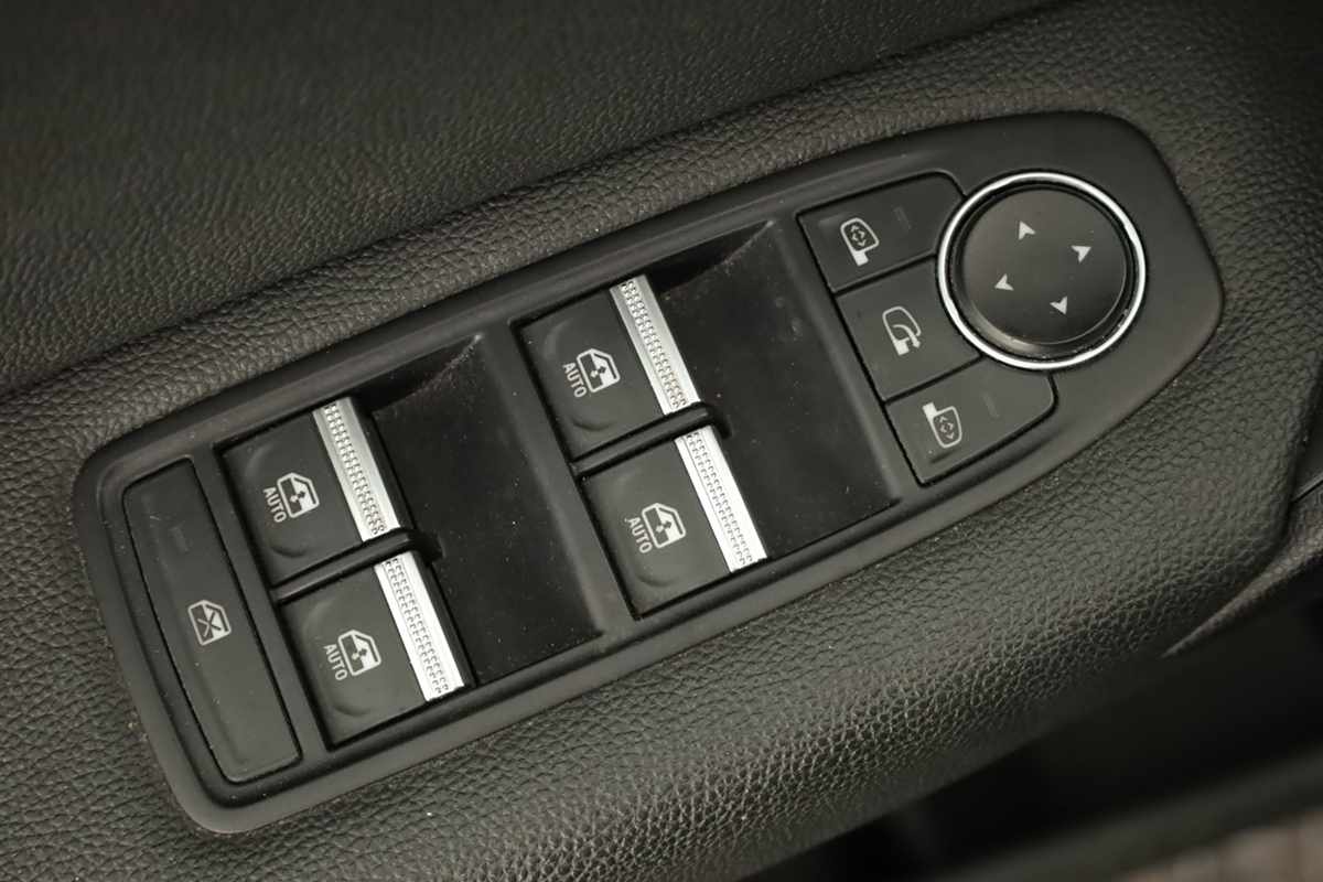 renault-captur-2024-gpl-999cc