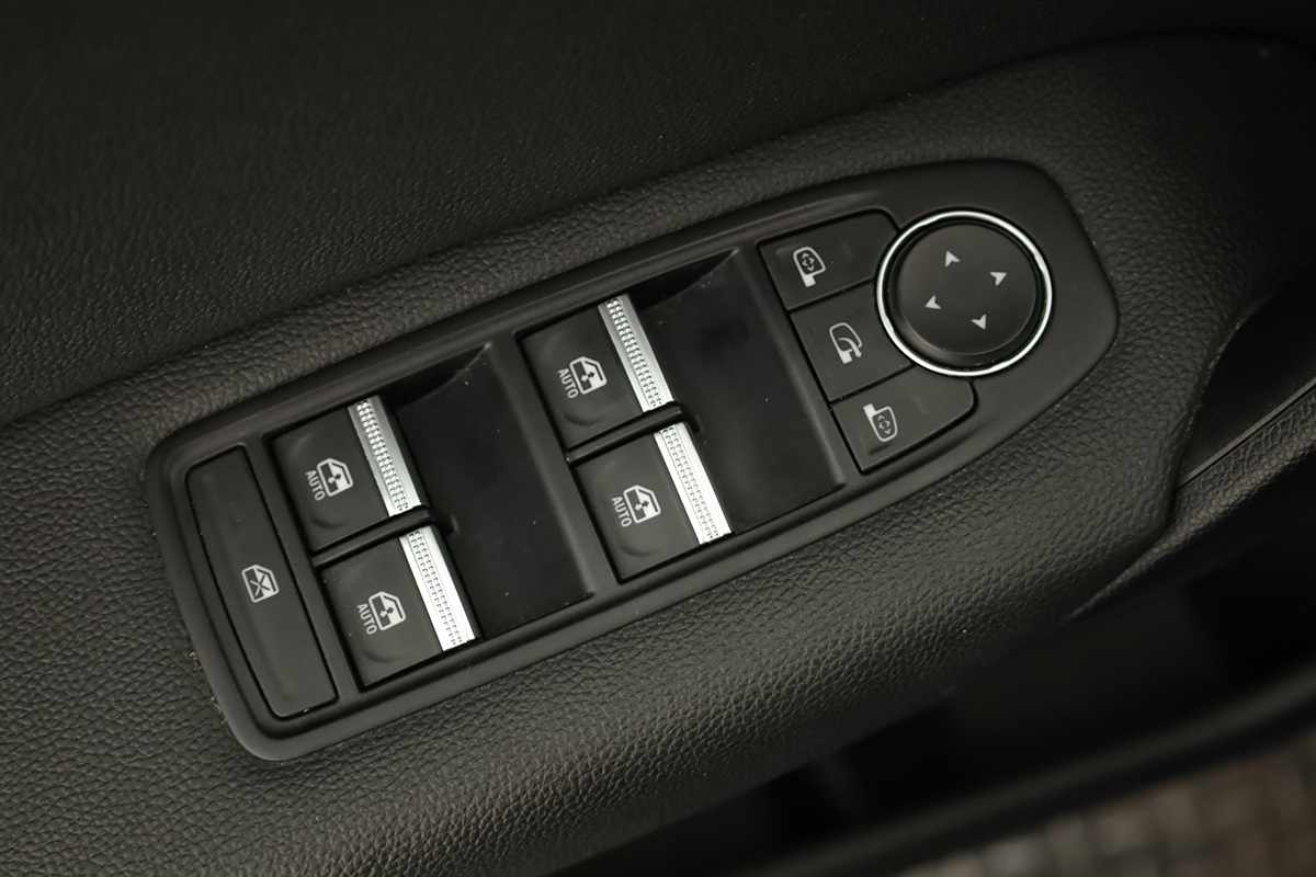 renault-captur-2023-gpl-999cc
