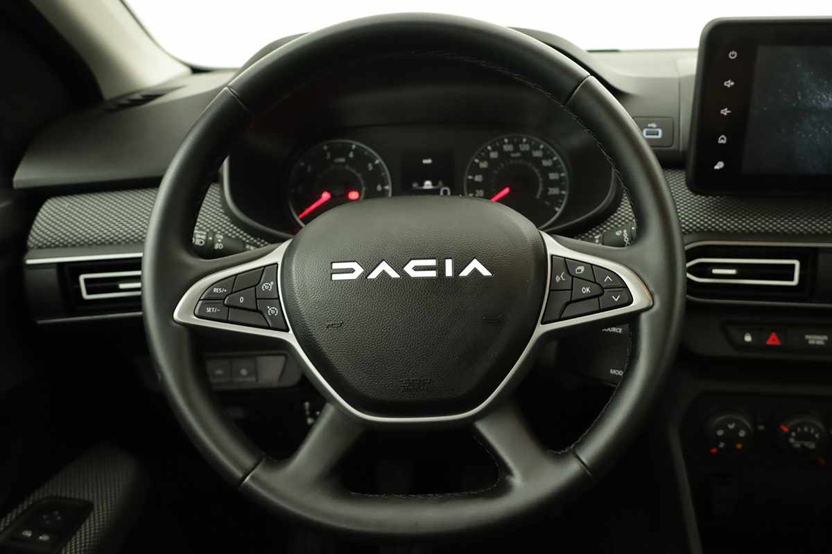dacia-sandero-2025-gasolina-999cc