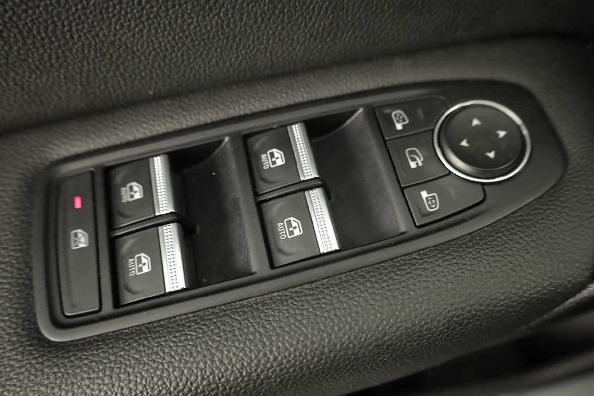 renault-captur-2024-gpl-999cc