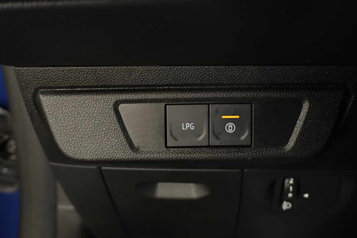 dacia-sandero-2024-gpl-999cc