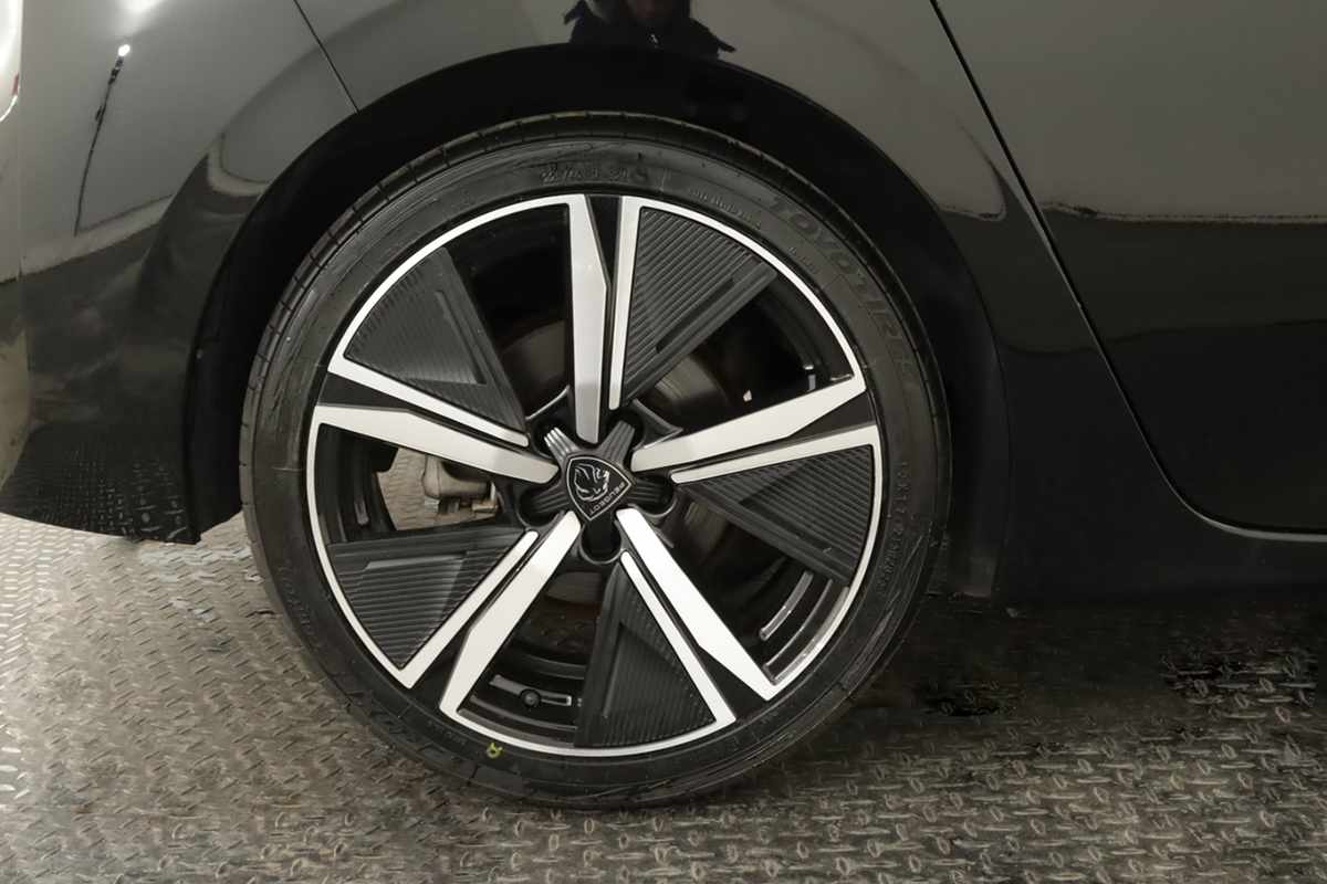 peugeot-308-2024-gasolina-1199cc
