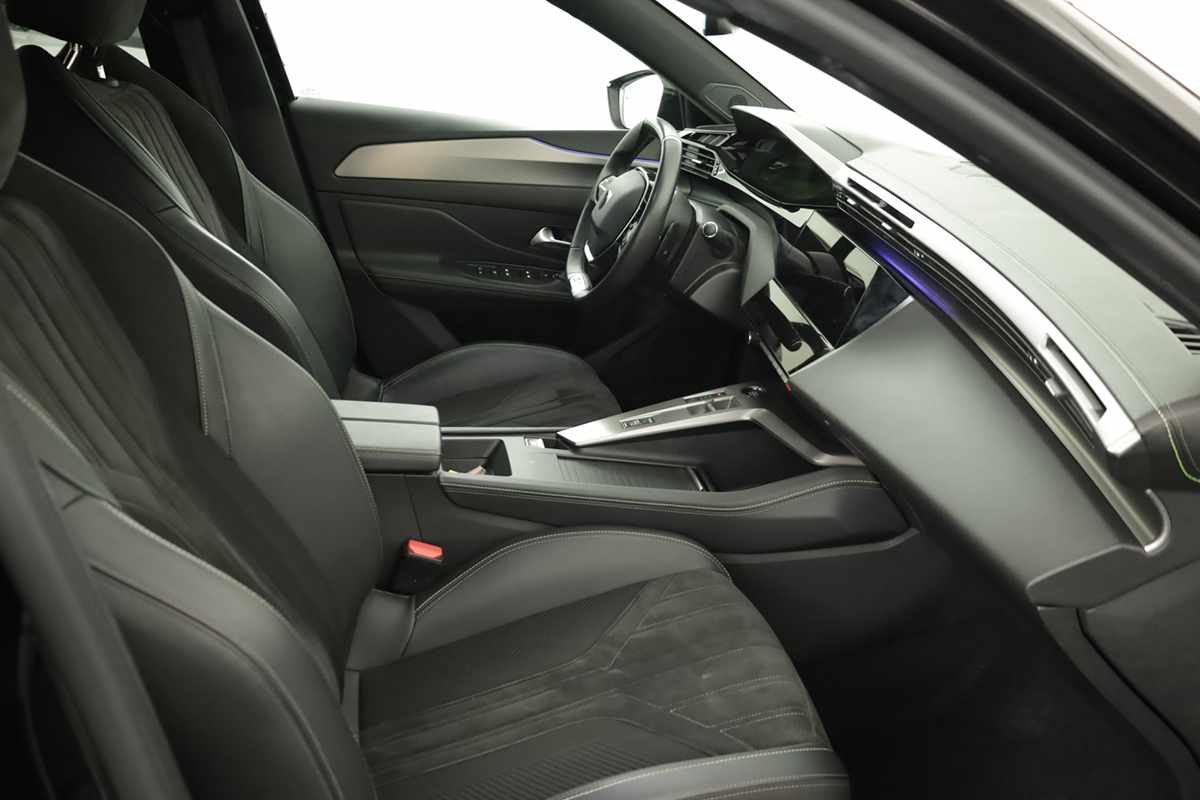 peugeot-308-2024-gasolina-1199cc