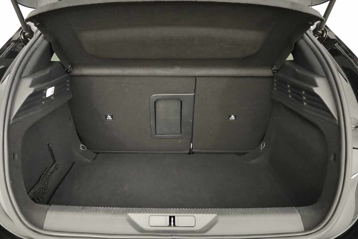 peugeot-308-2024-gasolina-1199cc