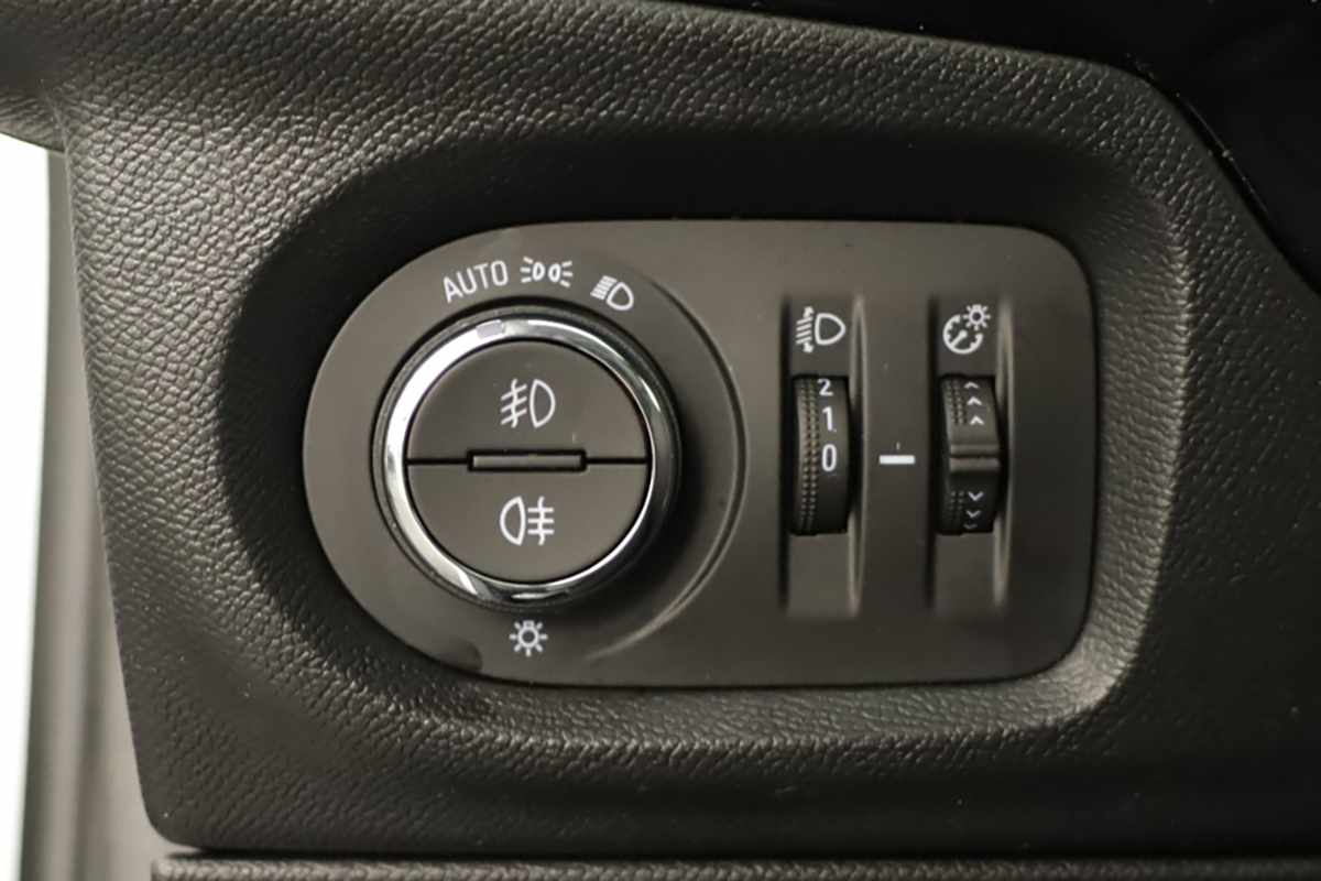 opel-corsa-2024-gasolina-1199cc