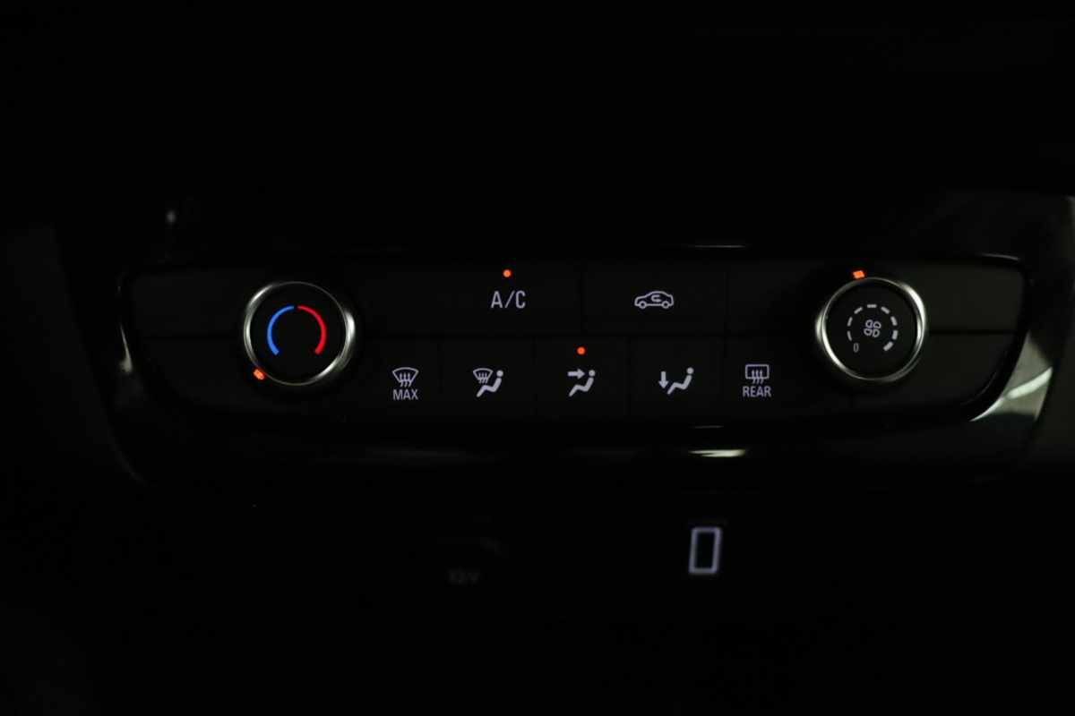 opel-corsa-2024-gasolina-1199cc