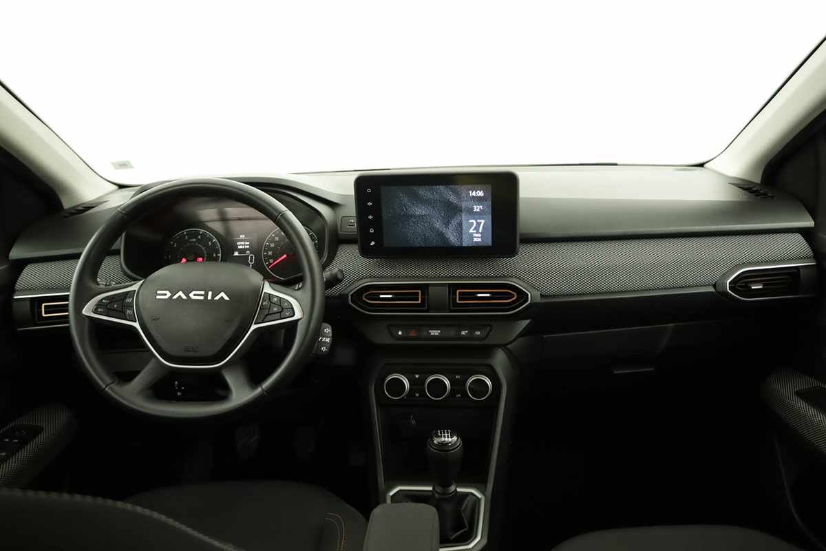 dacia-sandero-2024-gasolina-999cc