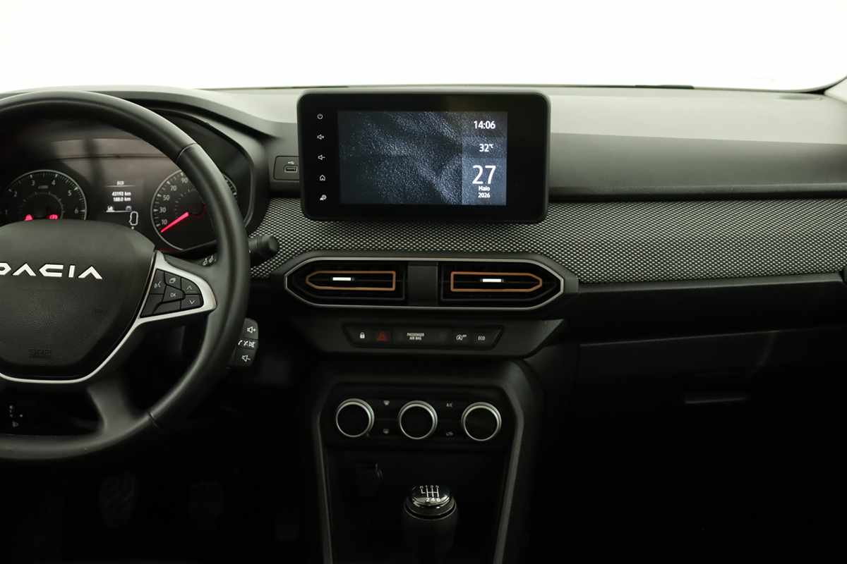 dacia-sandero-2024-gasolina-999cc