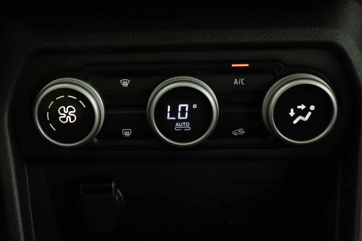 dacia-sandero-2024-gasolina-999cc