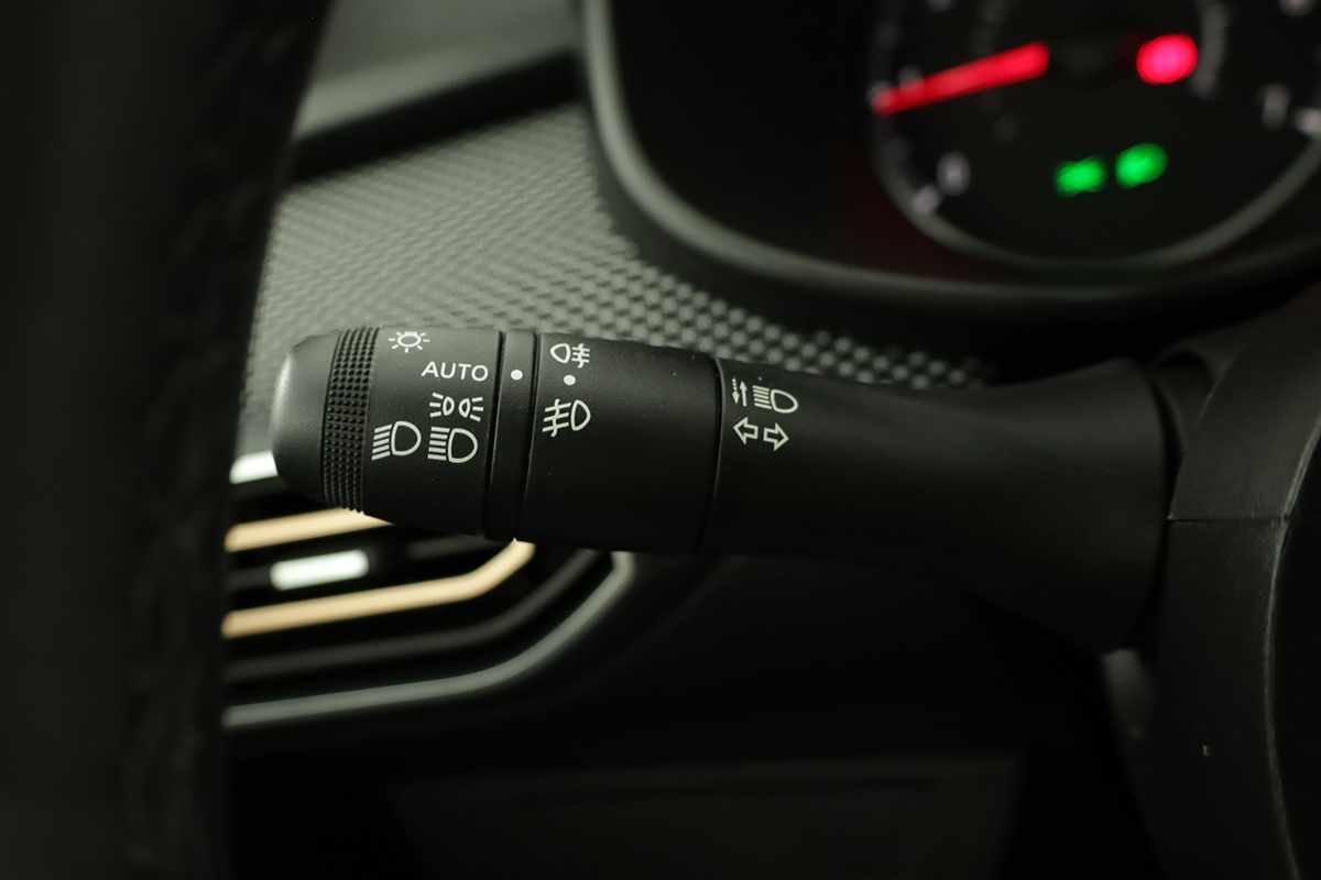 dacia-sandero-2024-gasolina-999cc