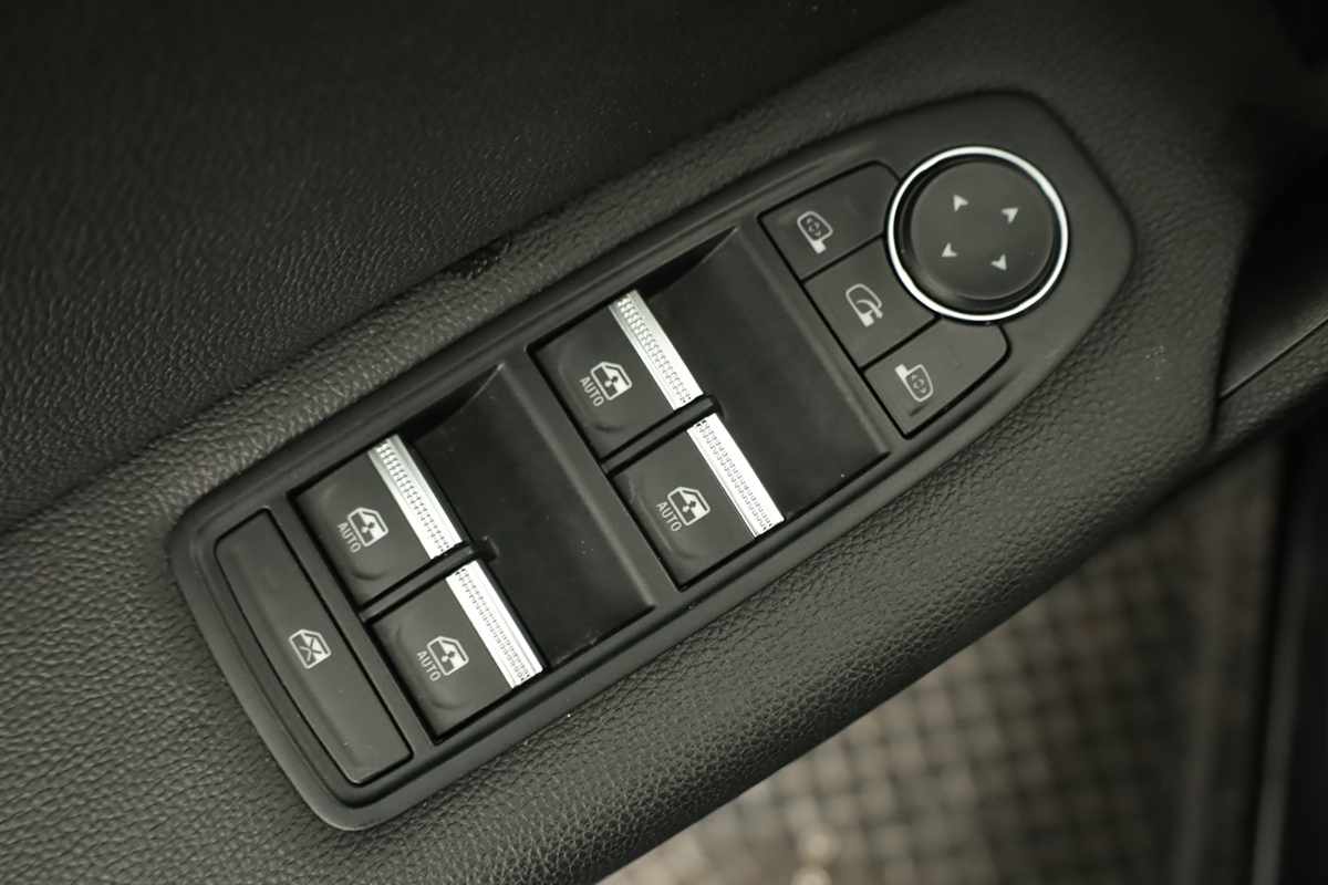 renault-captur-2024-gpl-999cc