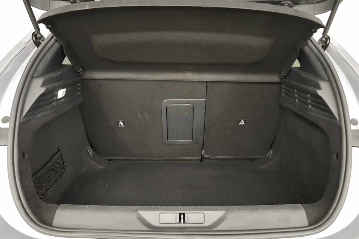 peugeot-308-2024-gasolina-1199cc