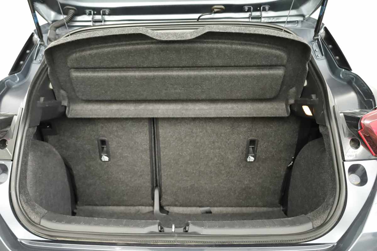 nissan-micra-2023-gasolina-999cc