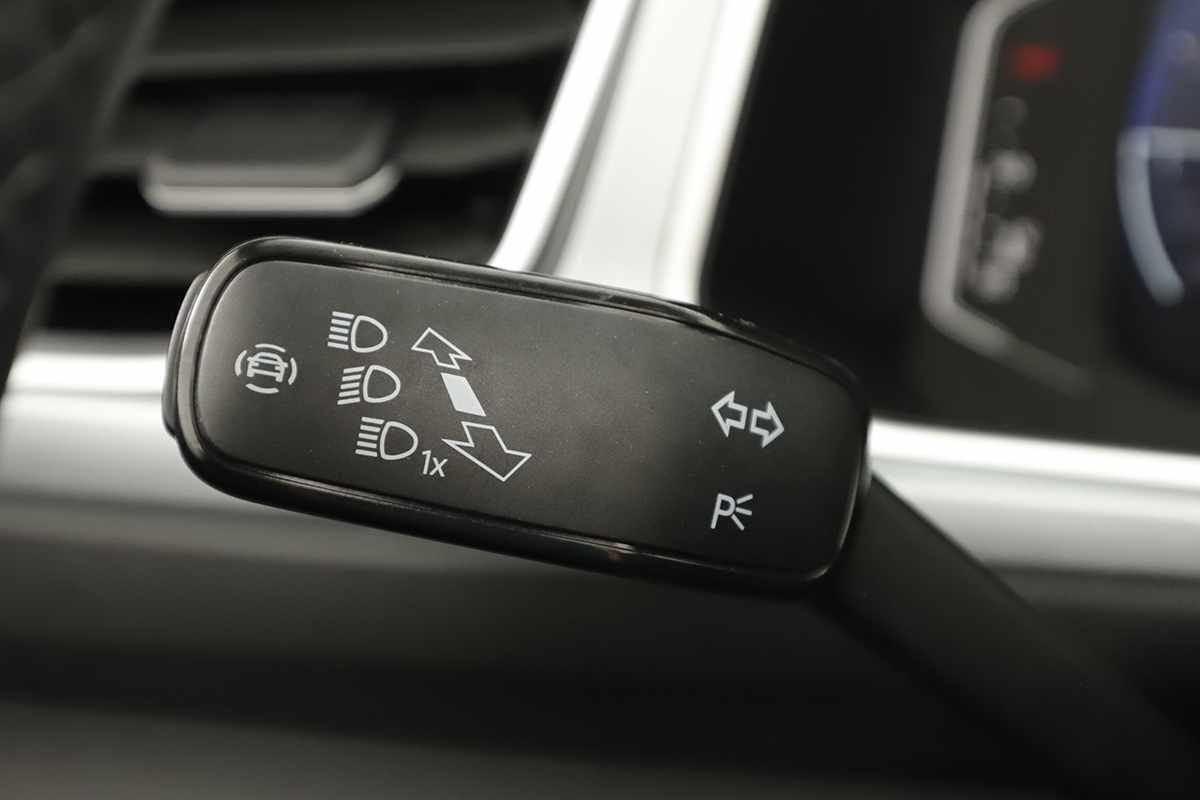 volkswagen-t-roc-2023-gasolina-1498cc