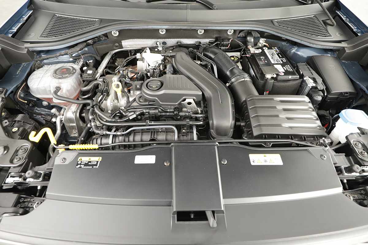 volkswagen-t-roc-2023-gasolina-1498cc