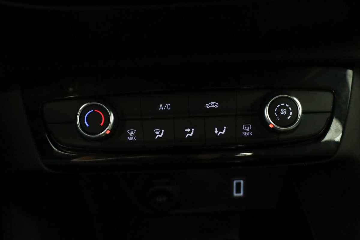 opel-corsa-2025-gasolina-1199cc