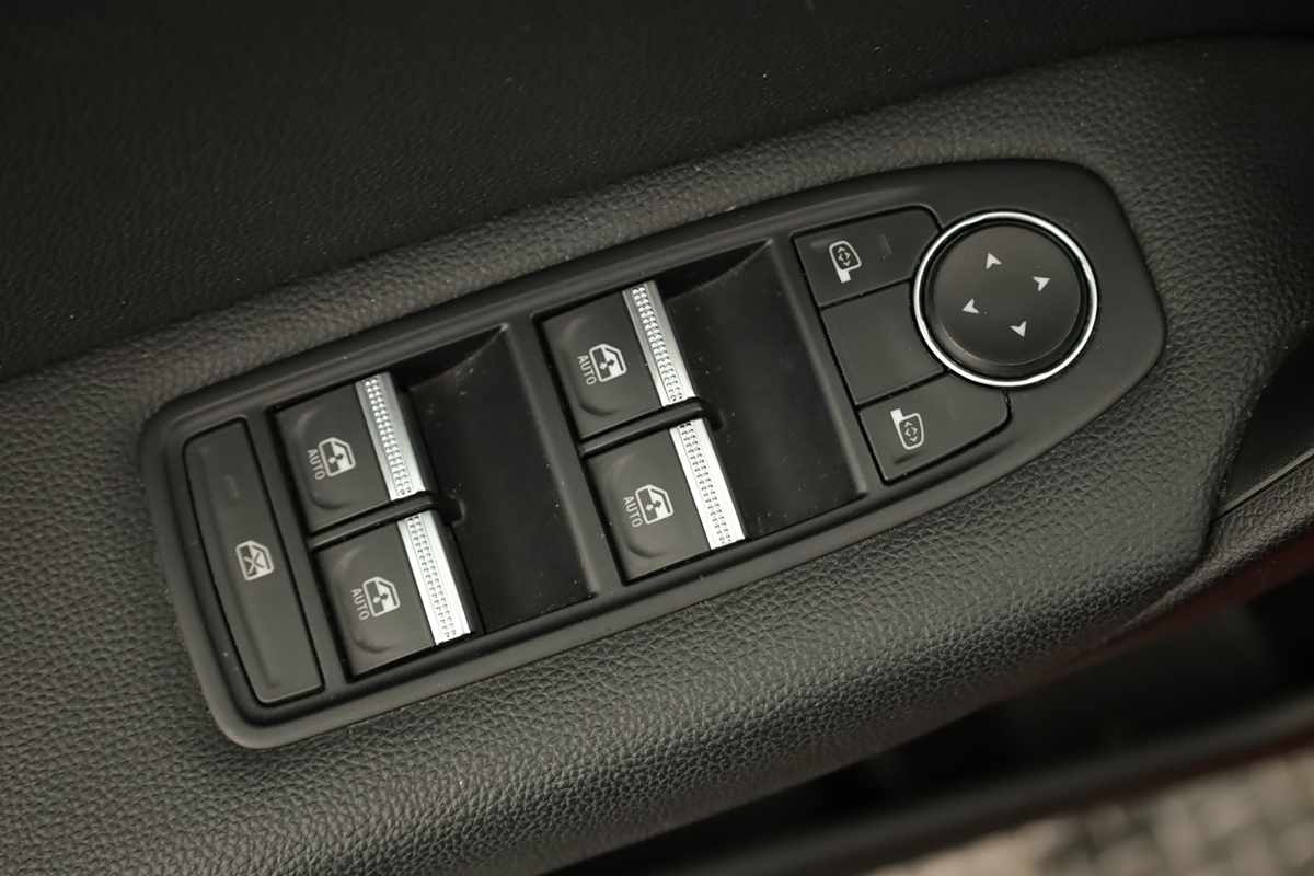 renault-captur-2023-gasolina-999cc