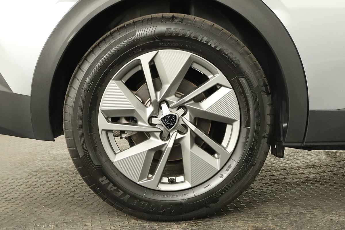peugeot-408-2024-hibrido-a-gasolina-1598cc