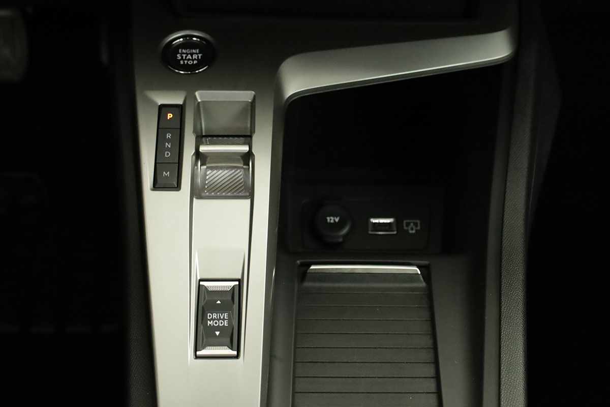 peugeot-308-2024-gasolina-1199cc