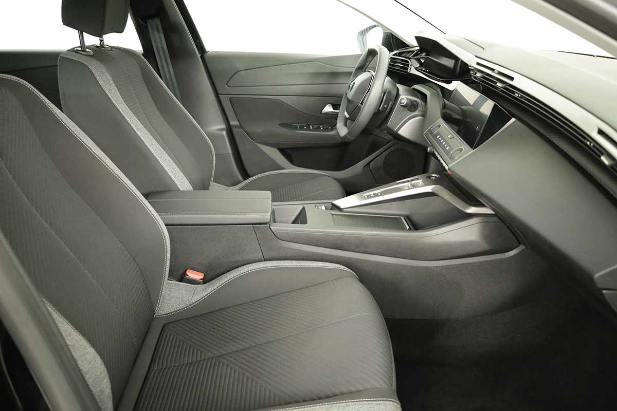 peugeot-308-2024-gasolina-1199cc