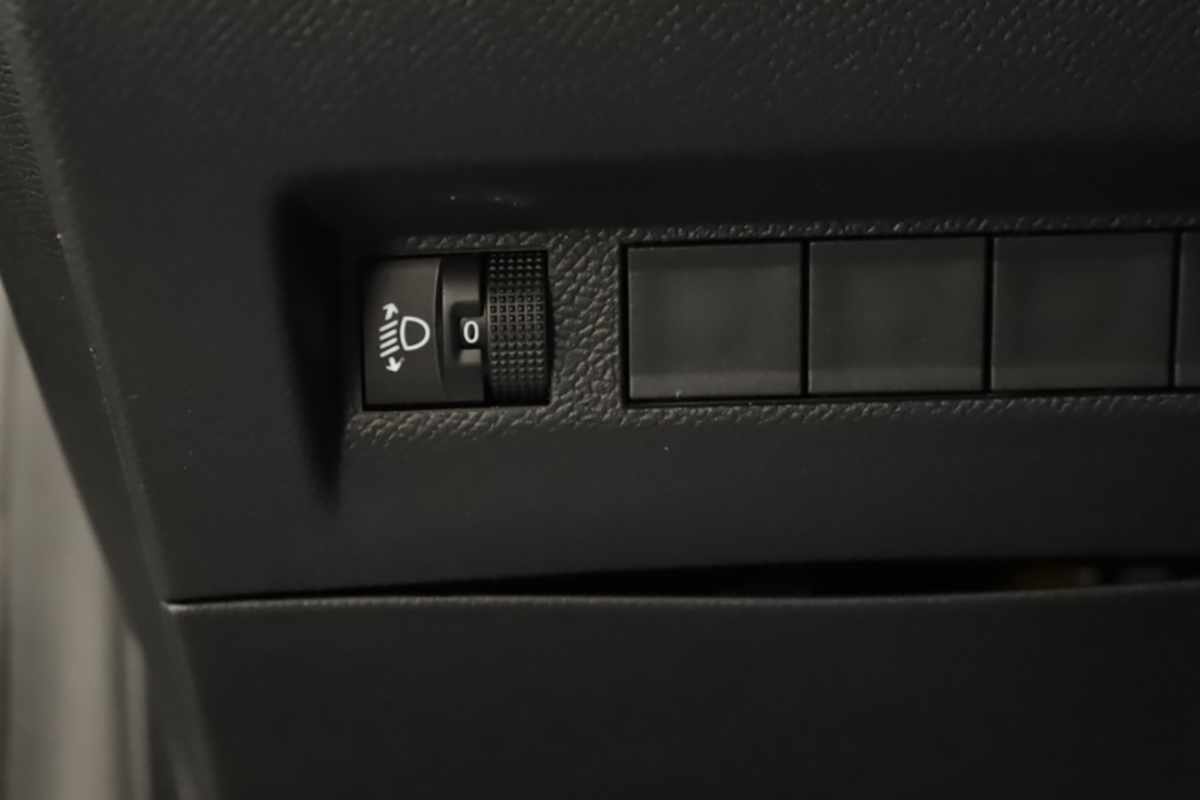 peugeot-208-2025-gasolina-1199cc