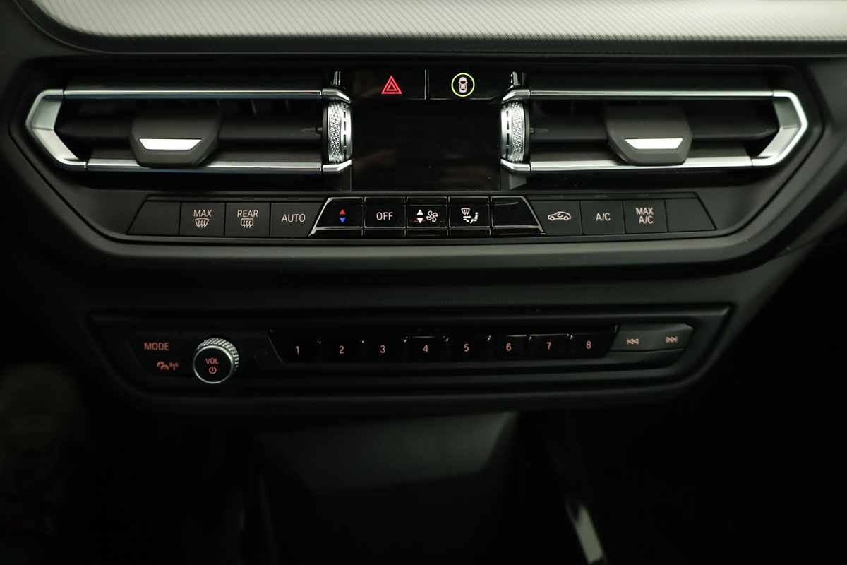 bmw-serie-2-2022-diesel-1496cc