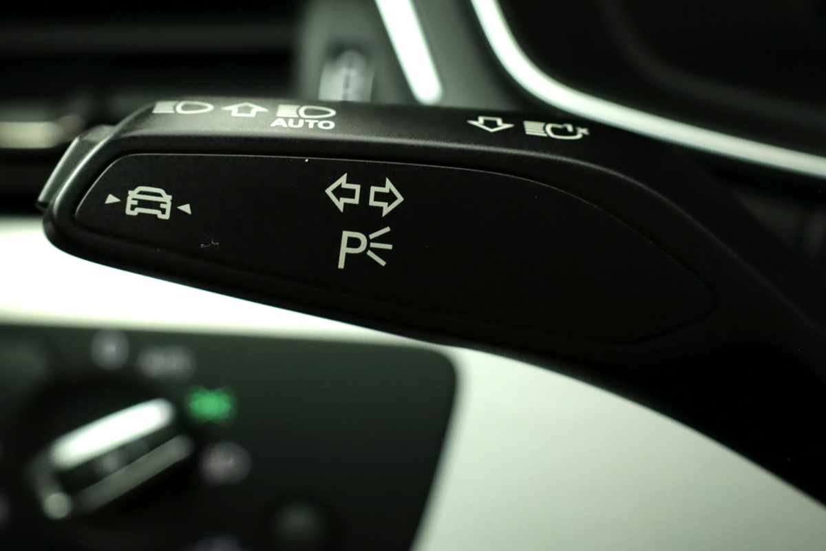 audi-a5-sportback-2023-diesel-1968cc