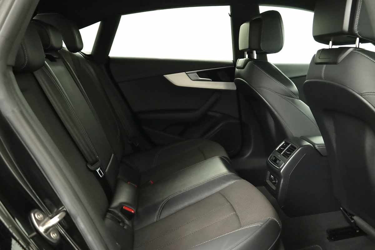 audi-a5-sportback-2023-diesel-1968cc
