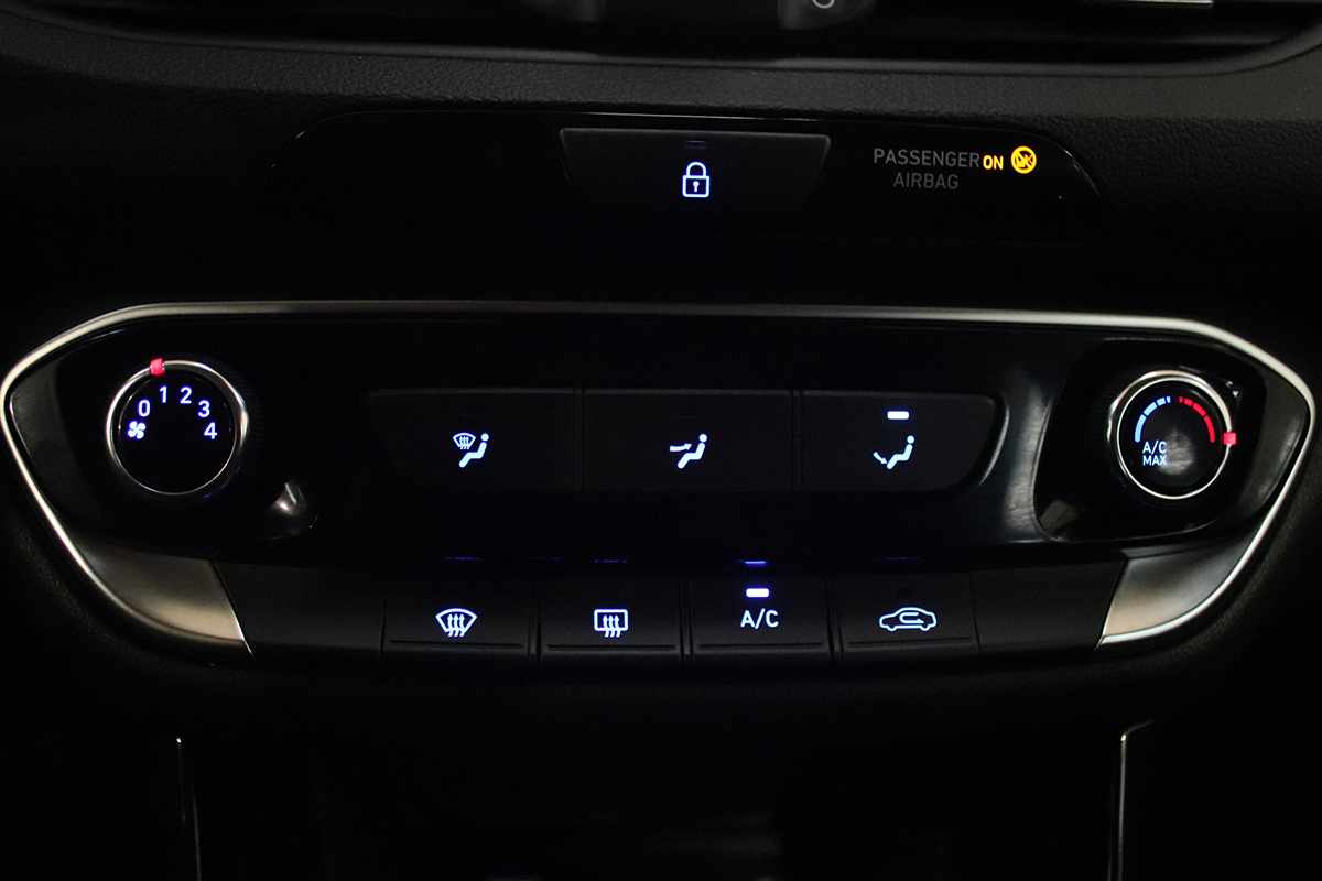 hyundai-i30-2025-gasolina-998cc