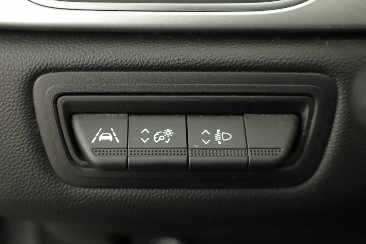 renault-captur-2024-gpl-999cc