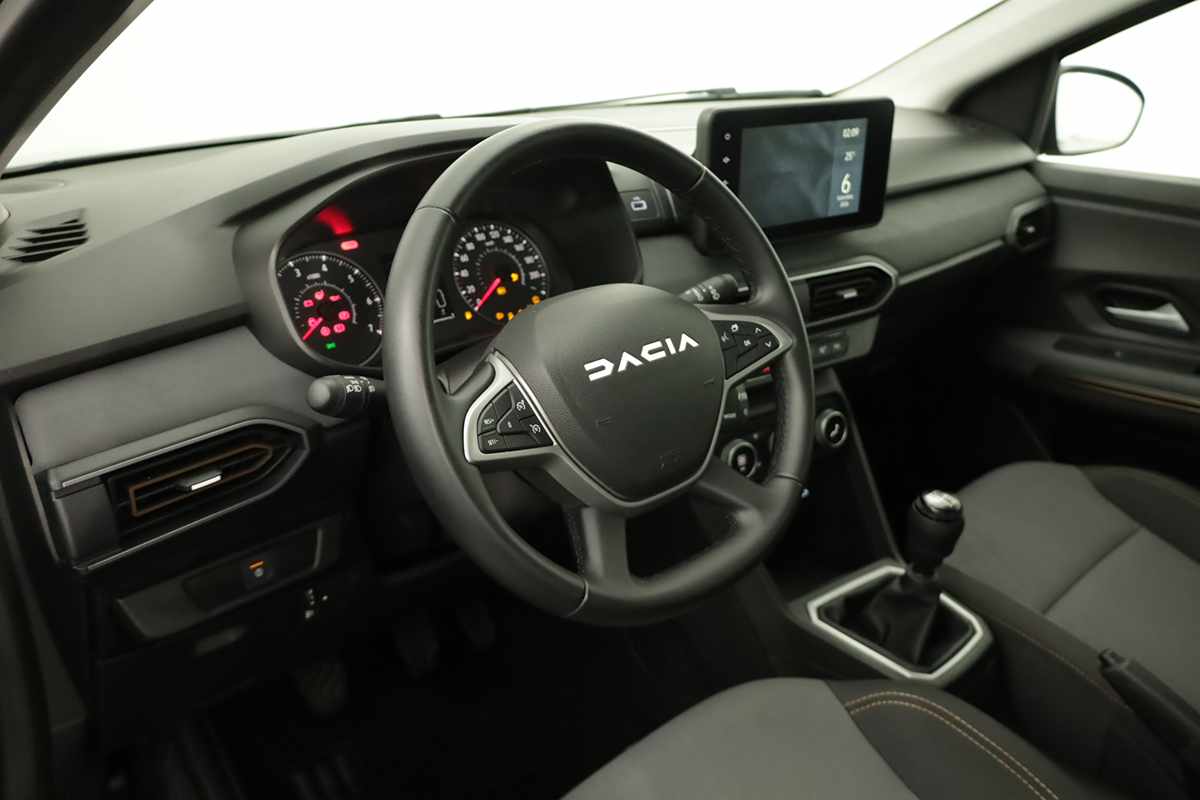dacia-sandero-2025-gasolina-999cc