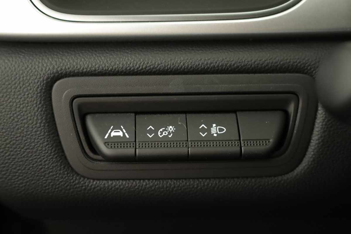 renault-captur-2023-gpl-999cc