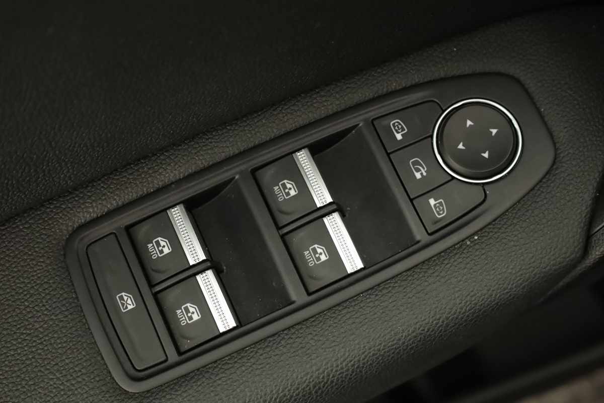 renault-captur-2023-gpl-999cc