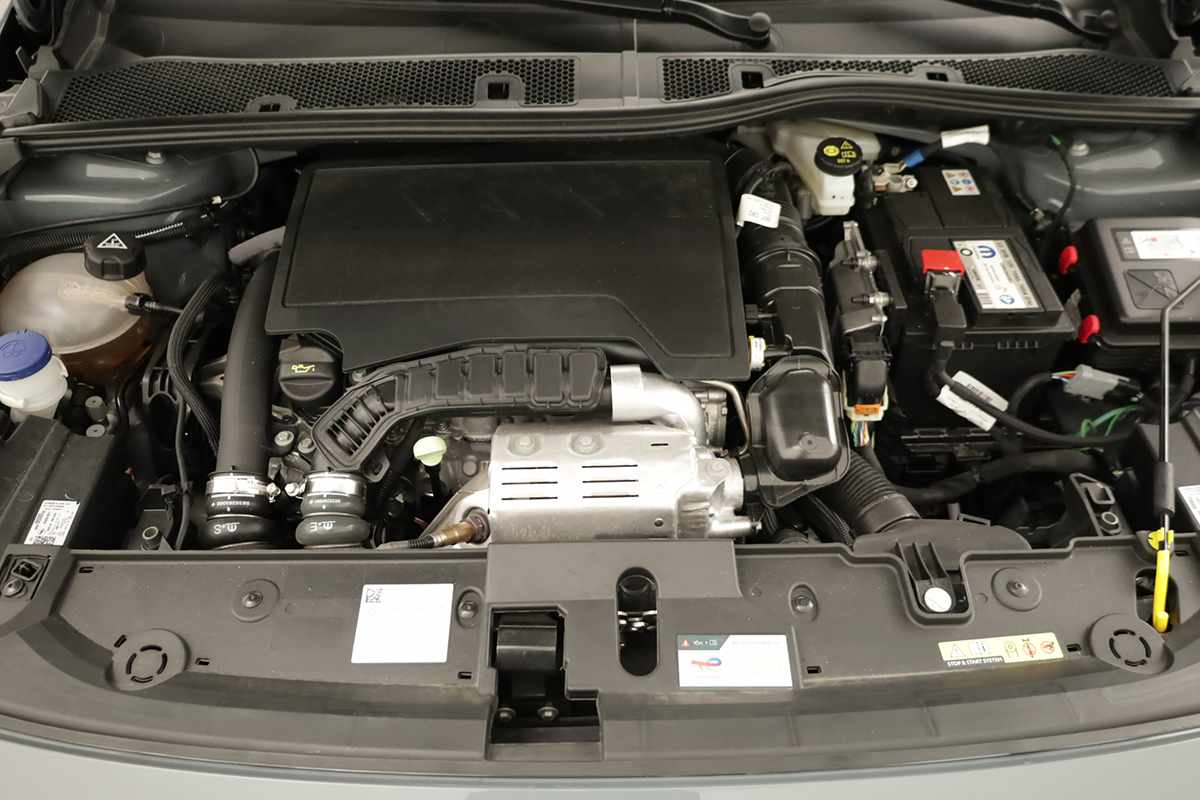opel-corsa-2025-gasolina-1199cc