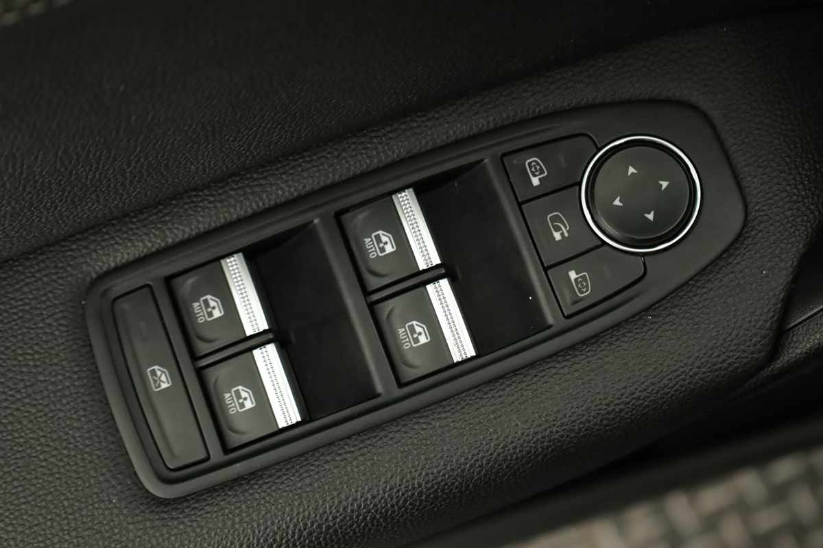 renault-captur-2024-gpl-999cc